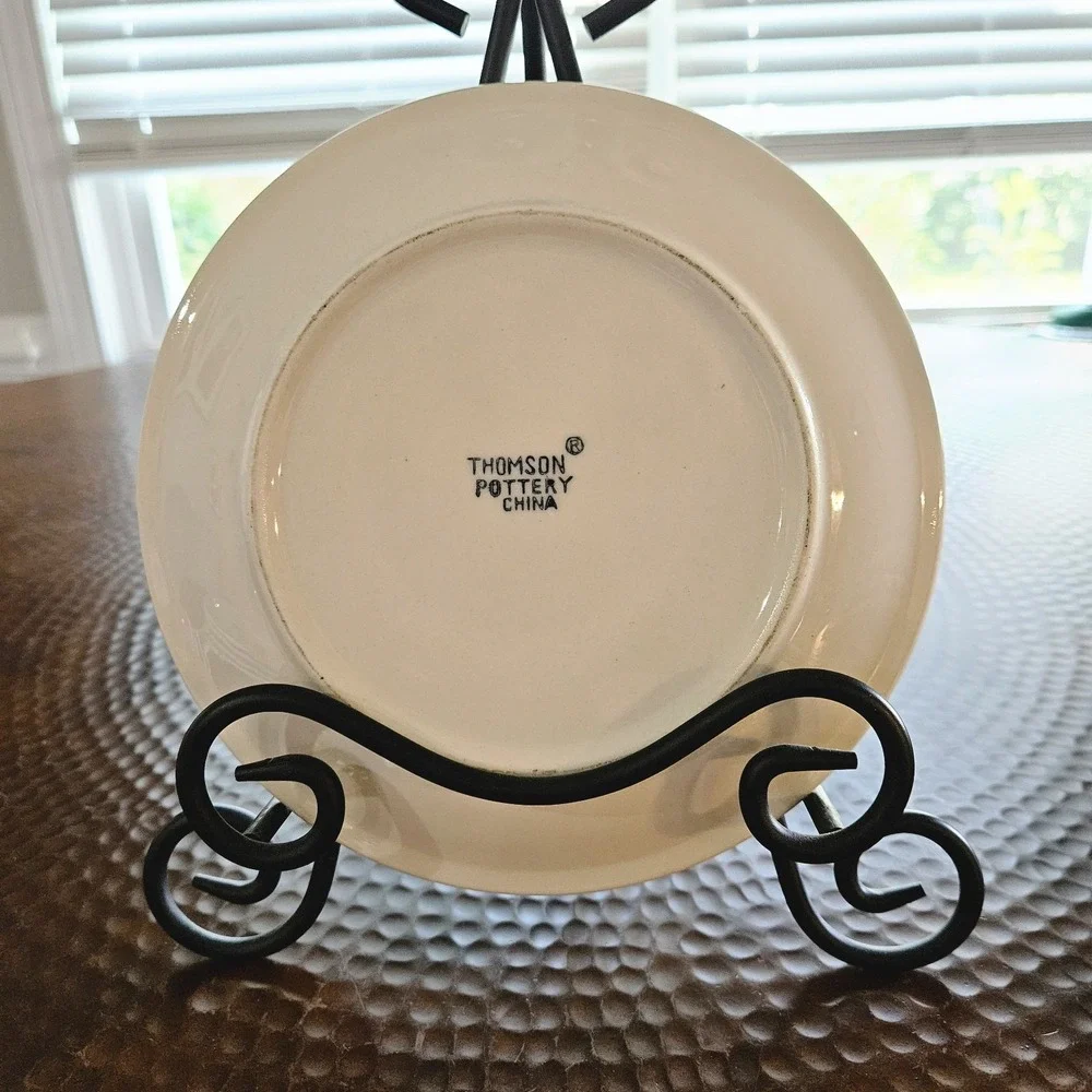 Thomson Pottery Birdhouse 8